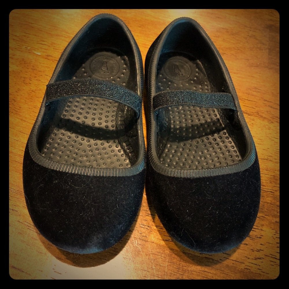 Black Native Shoes - Toddler Size 7